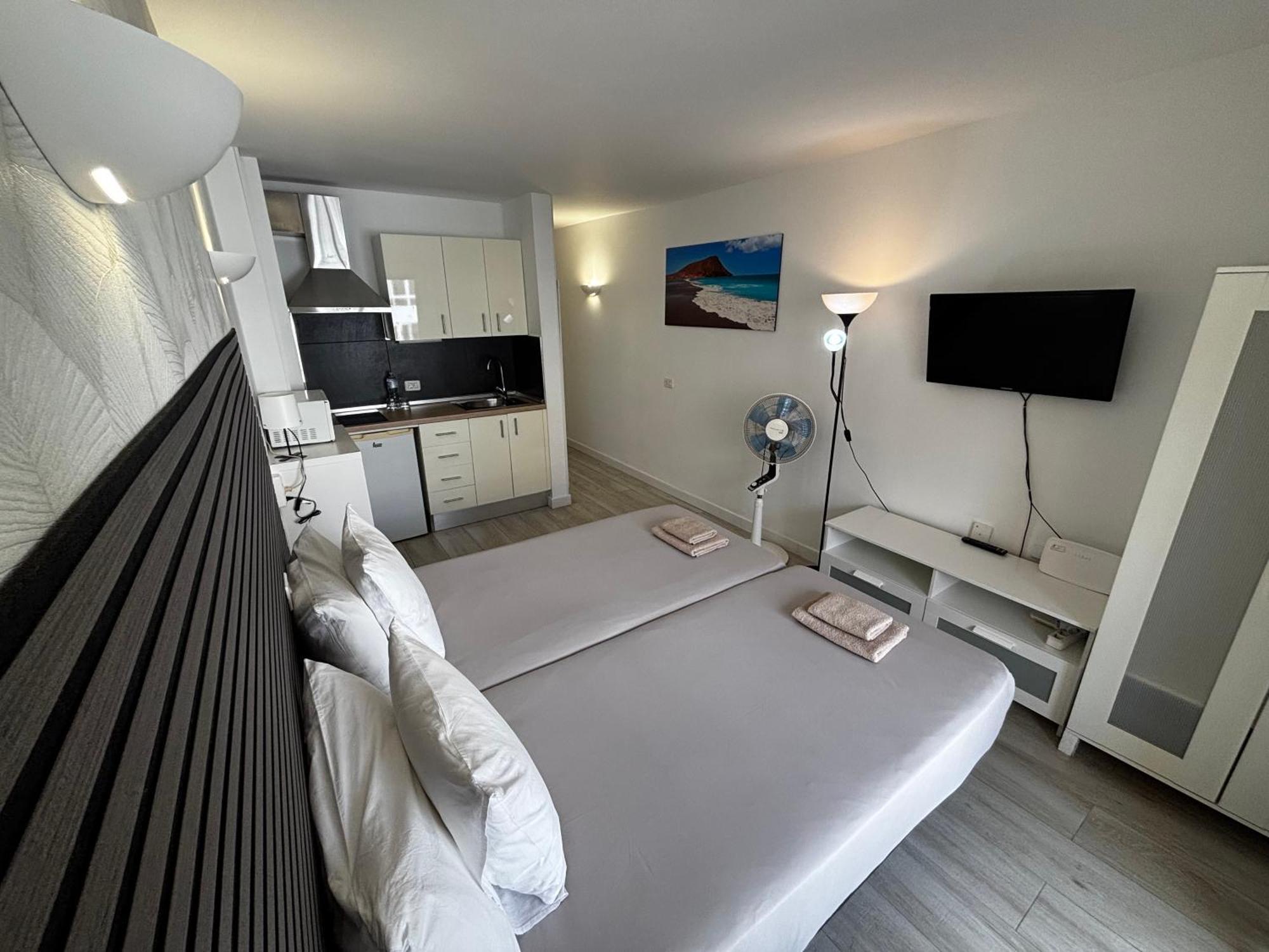 Cozy Studio In Los Cristianos Beach Free Wifi Arona  Dış mekan fotoğraf