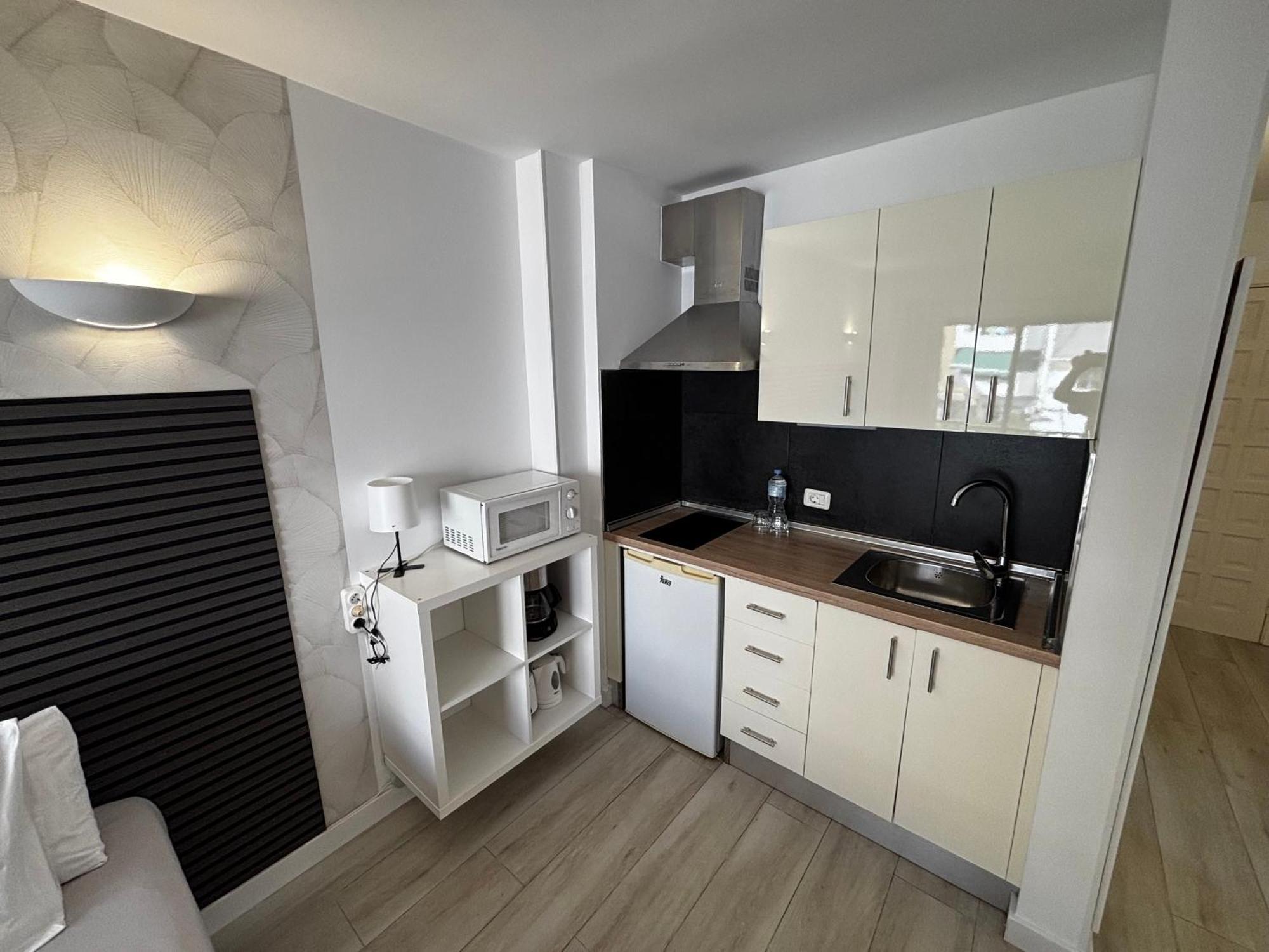 Cozy Studio In Los Cristianos Beach Free Wifi Arona  Dış mekan fotoğraf